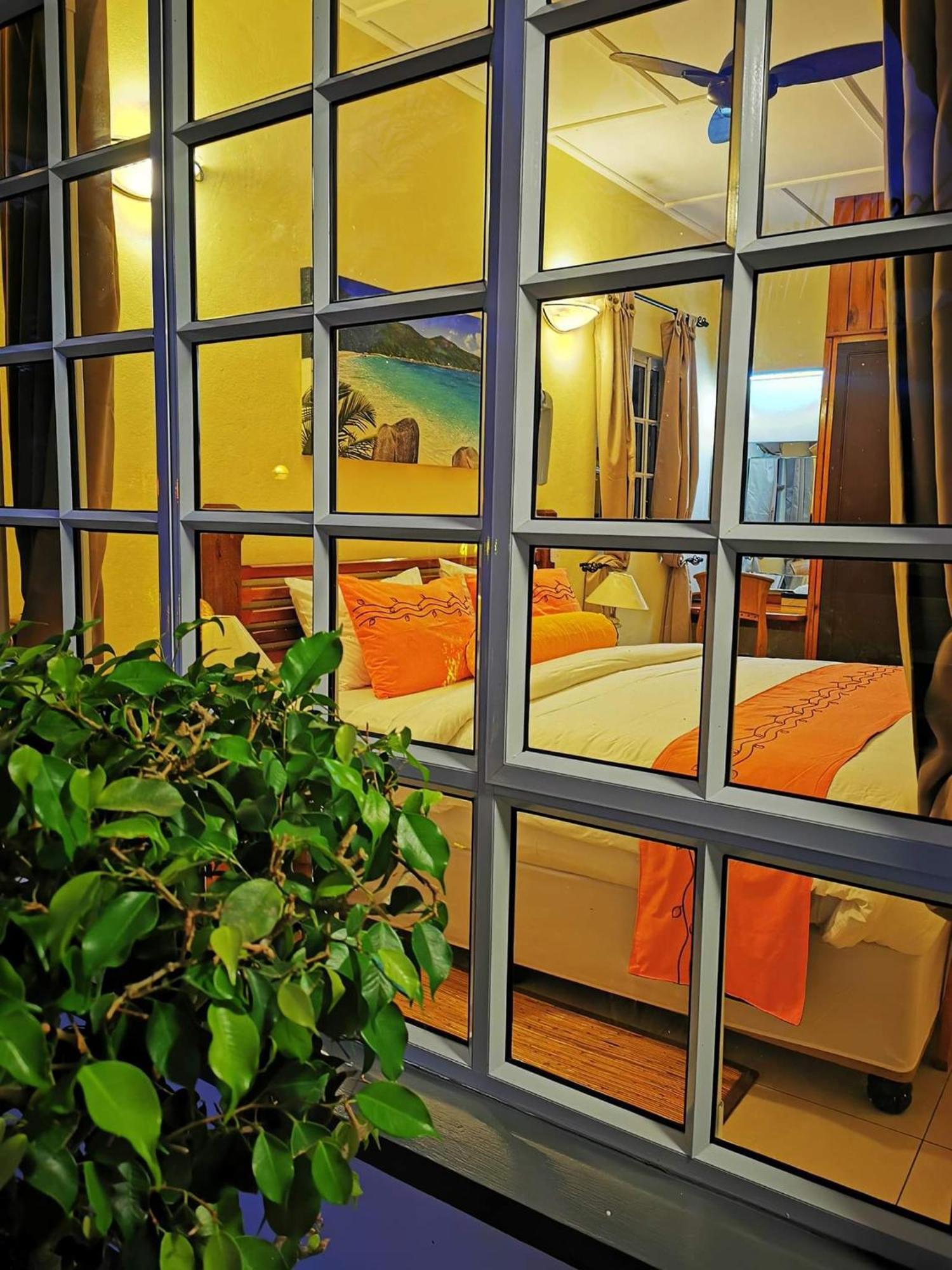 Maison Charme De L'Ile La Digue Exterior foto